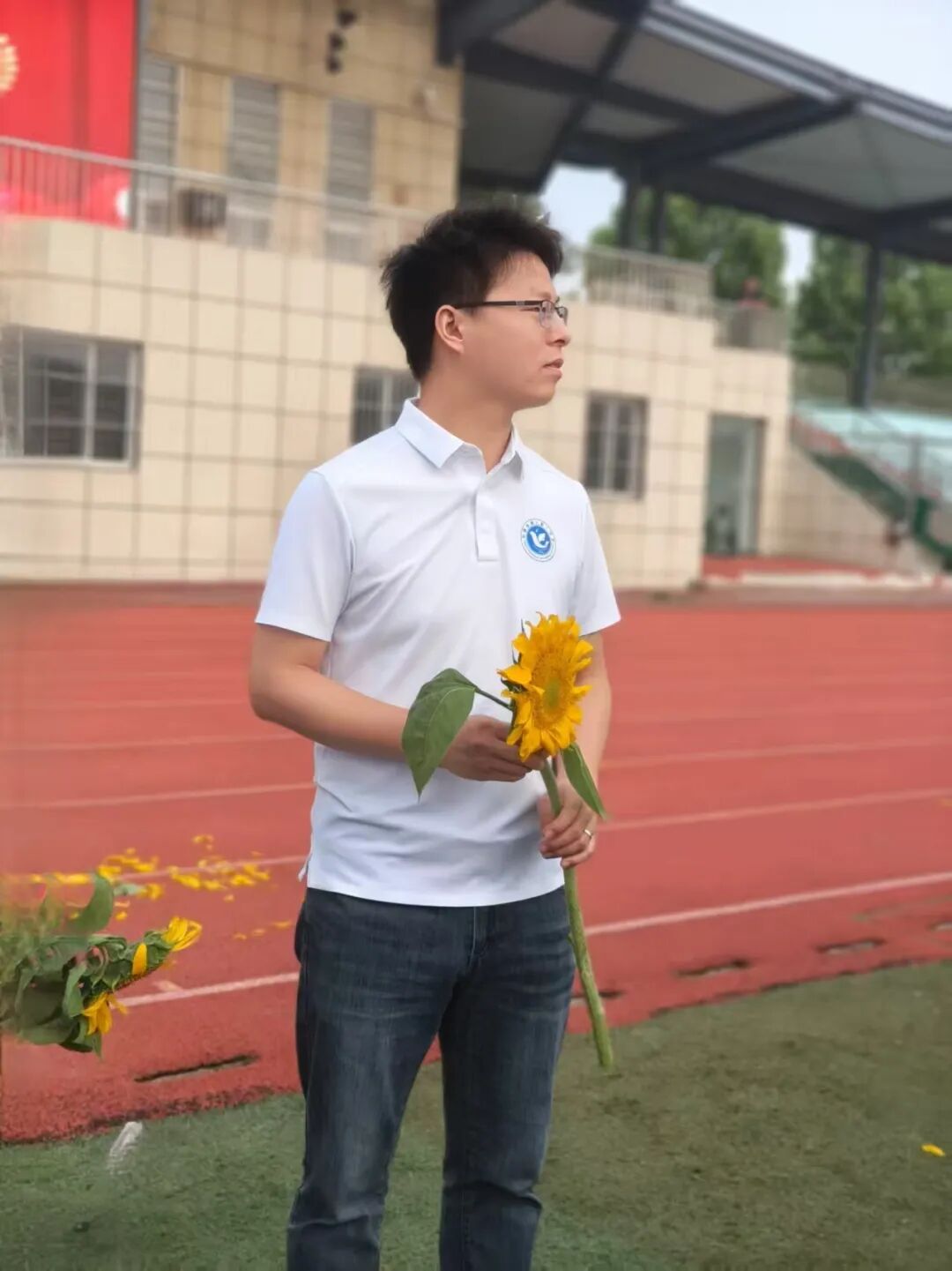 自华诗语 ||以生为本 刚柔并济——刘宏伟的育人故事