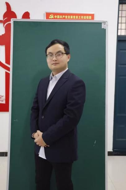 诗华故事||内向自闭学生的转化——胡守柱的育人故事